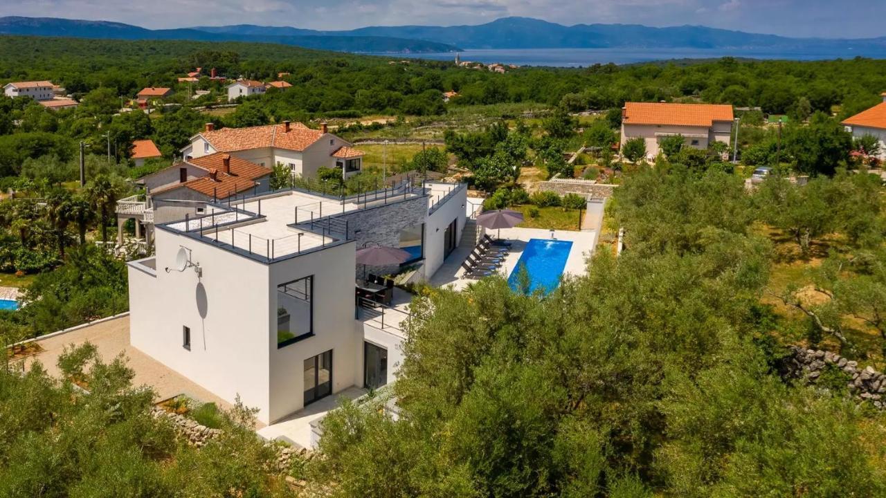 Luxury Villa Subventus Bajcici Exteriér fotografie